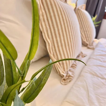 Teide View Malibu Park アデヘ